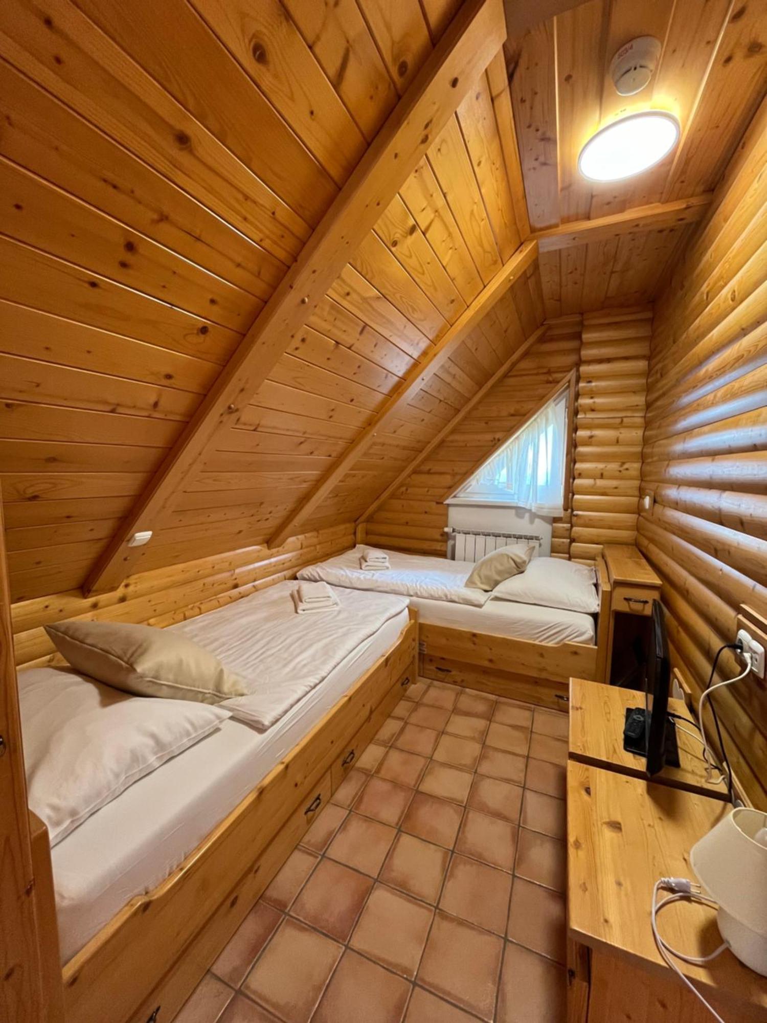 Hotel Tisa Pohorje Хочко Погорье Экстерьер фото